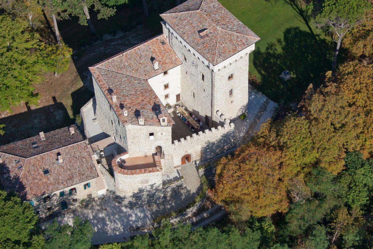 Castello Di Magrano Carbonesca Exterior photo
