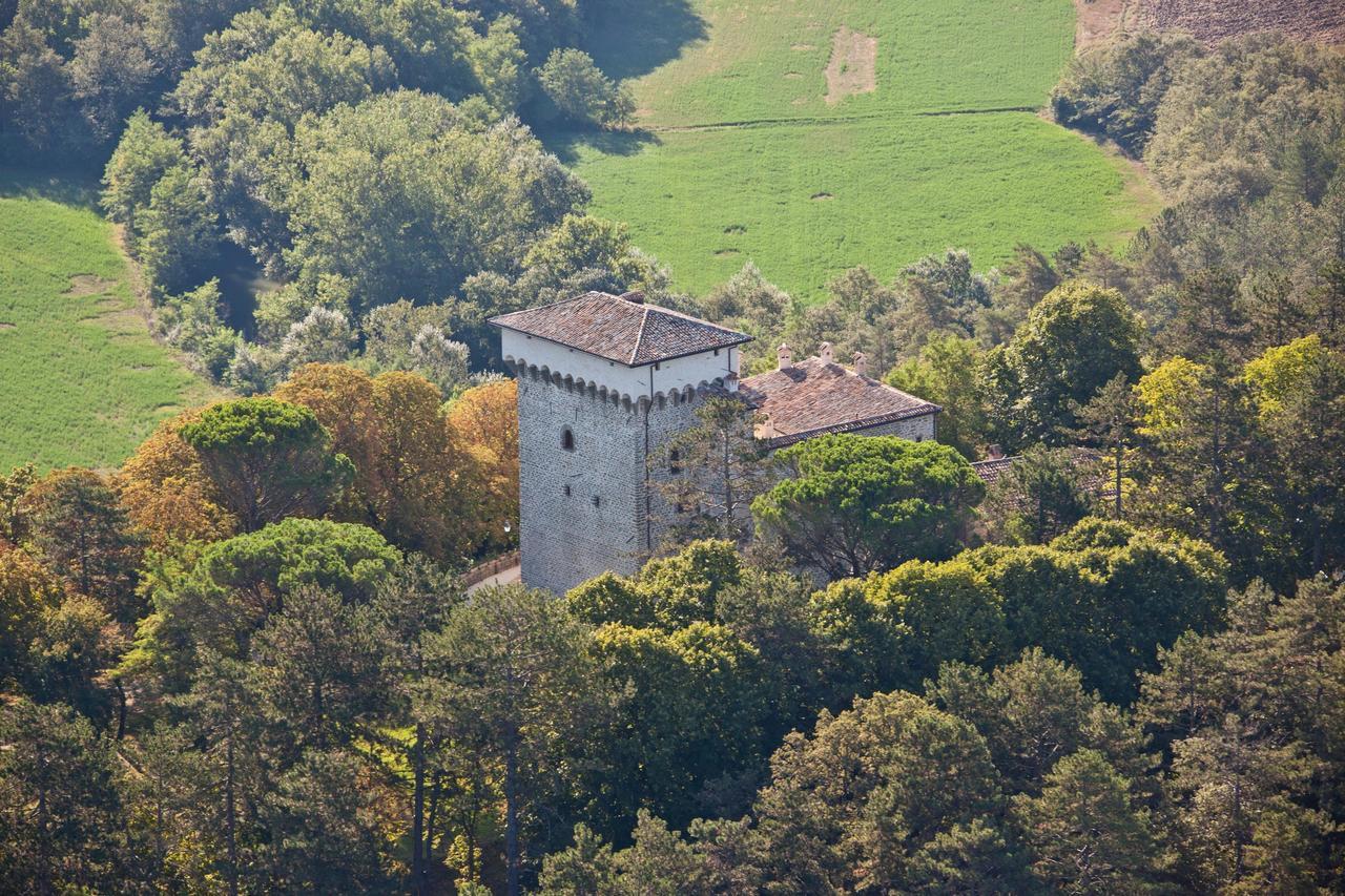 Castello Di Magrano Carbonesca Exterior photo